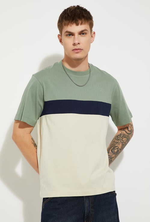 URB_N Men Colourblock T-shirt