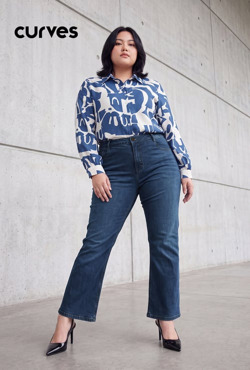 Women Washed Slim Straight Fit Jeans