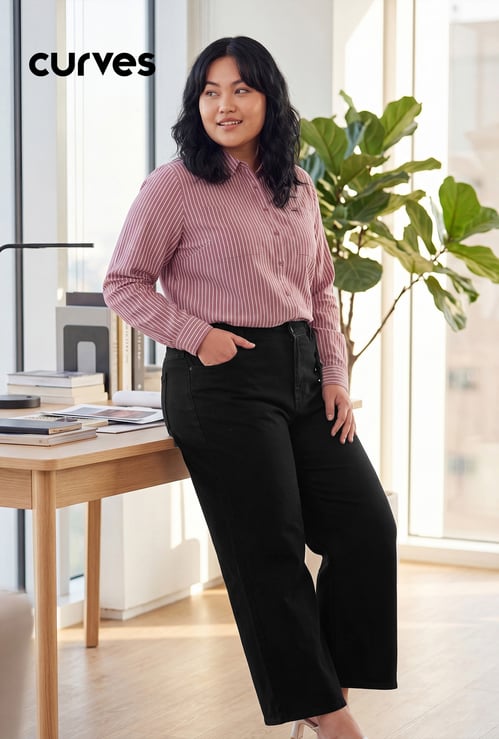 Women Solid Mid Rise Jeans