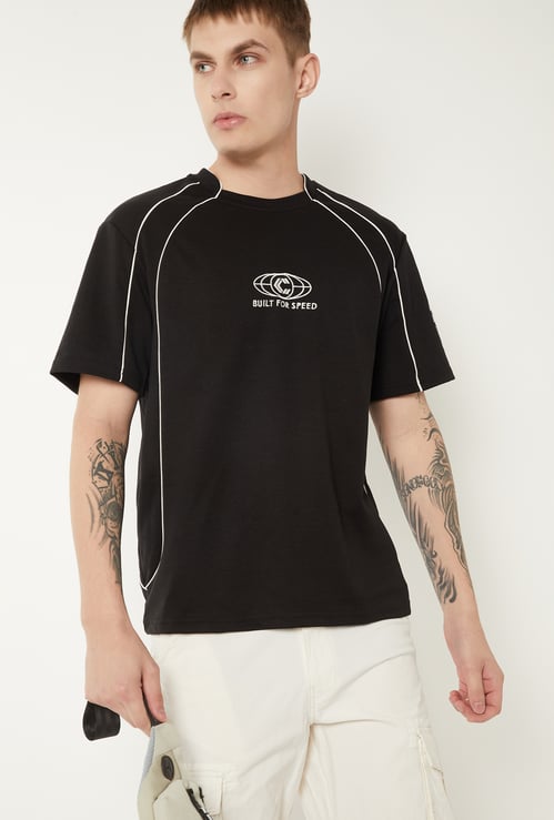 Men Sports T-shirt with Cord Detailing