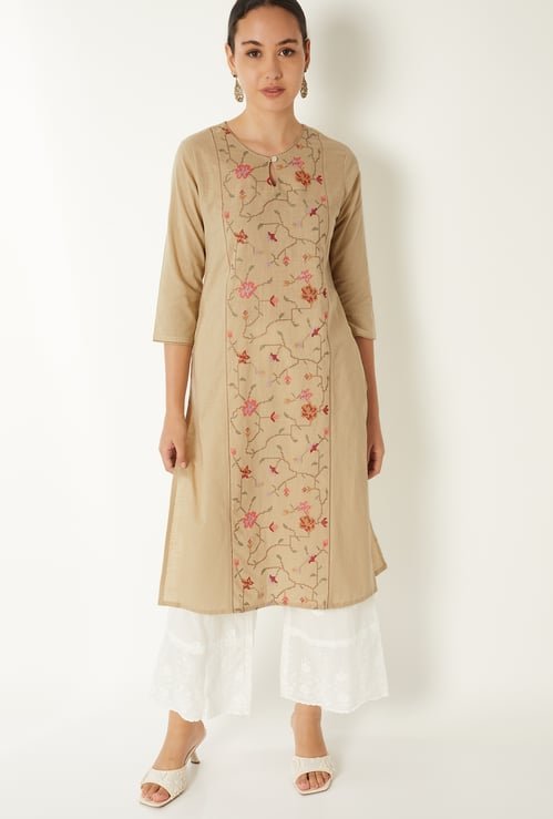 Women Embroidered Straight Kurta