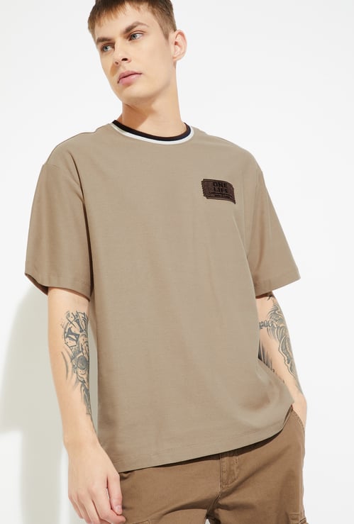 URB_N Men Oversized Textured T-shirt