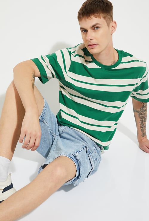URB_N Men Striped T-shirt