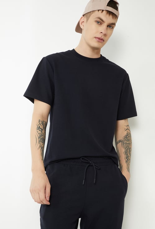 Men Textured T-shirt