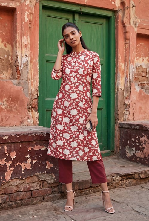 Women Floral Print Straight Kurta Set