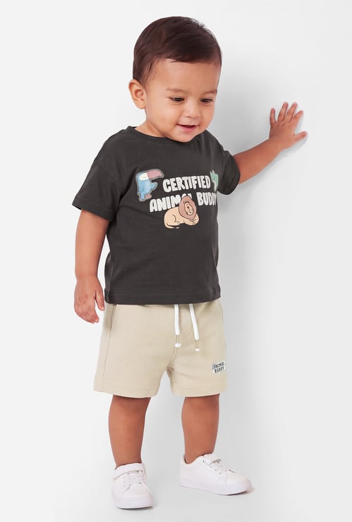 Boys Printed T-shirt with Shorts