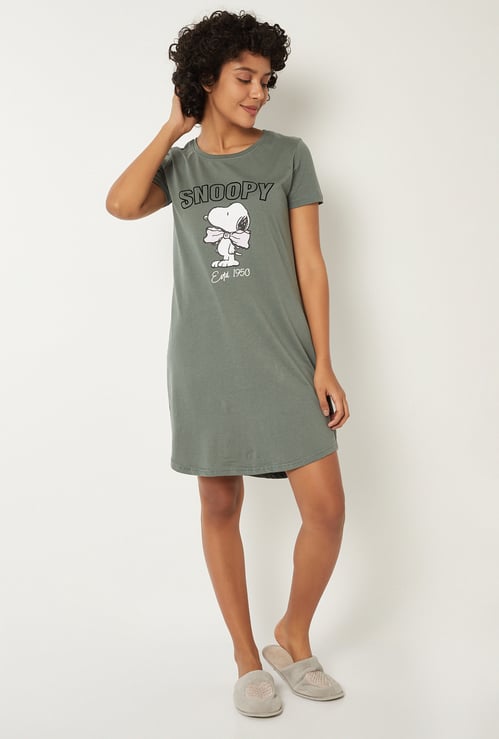 Women Snoopy Printed Nightdress