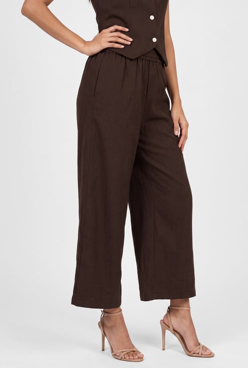 Women Textured Pull-on Palazzos