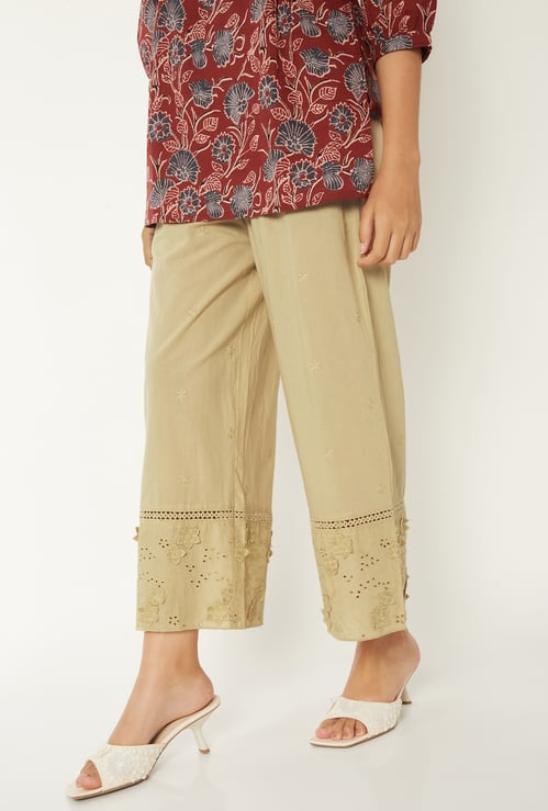 Women Floral Applique Palazzos