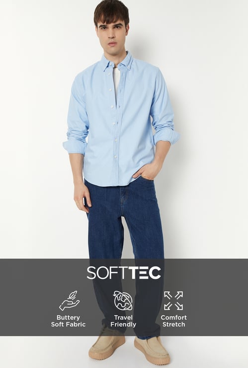 Men Solid Regular Fit Shirt