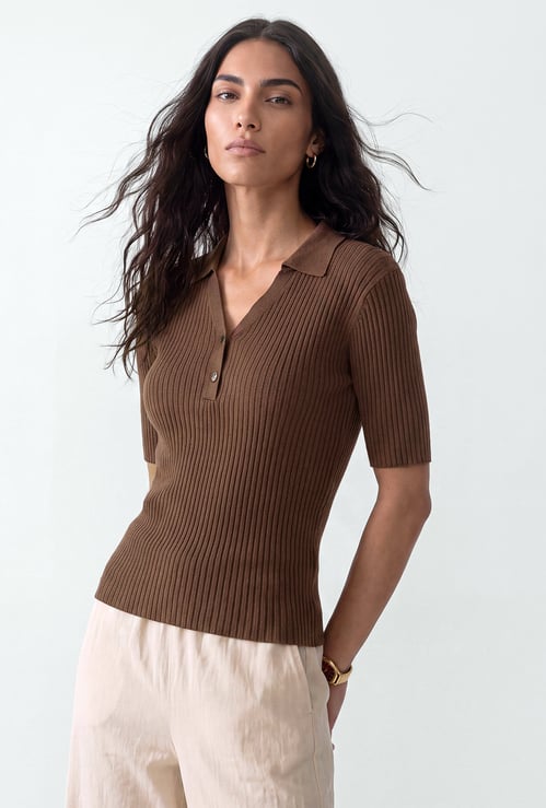 Women Ribbed Collared Top