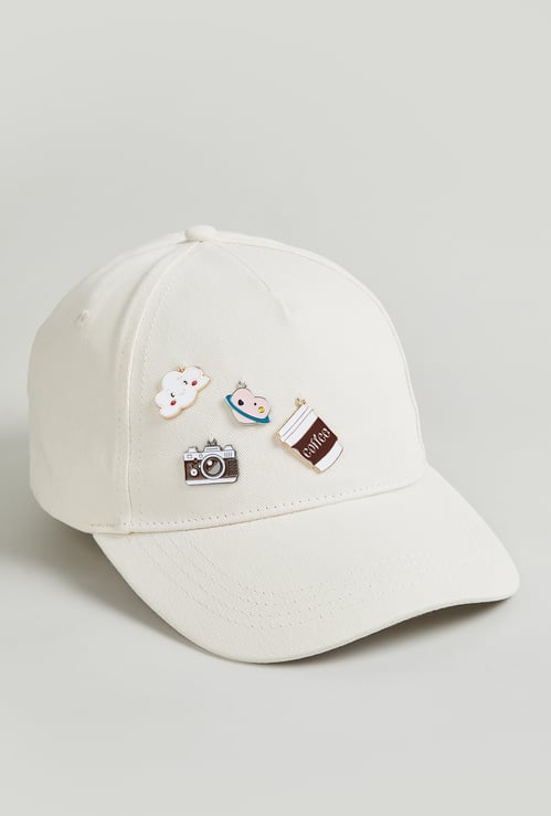 Women Lapel Pin Detailed Cap