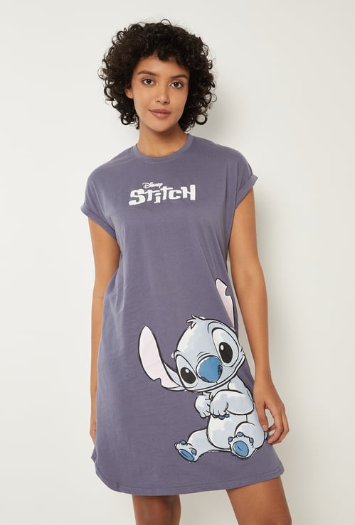 Women Stitch Nightdress