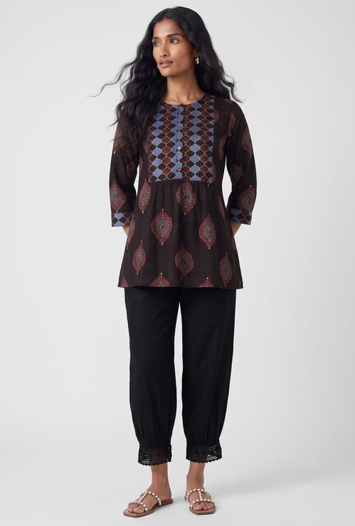 Women Solid Salwar