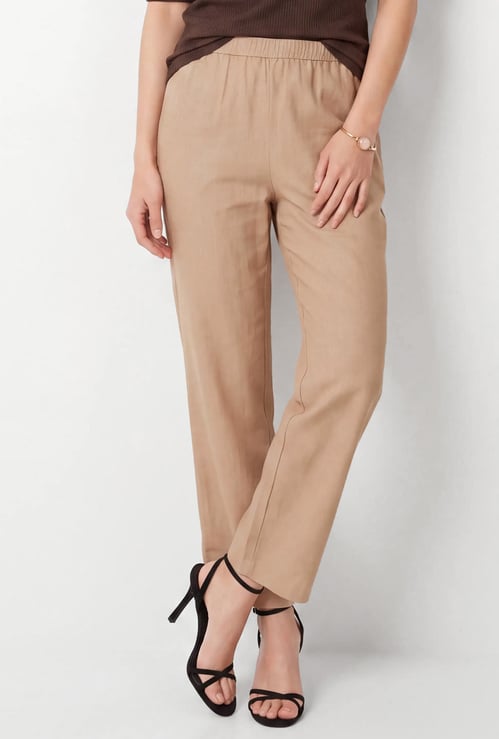 Women Solid Pull-on Pants