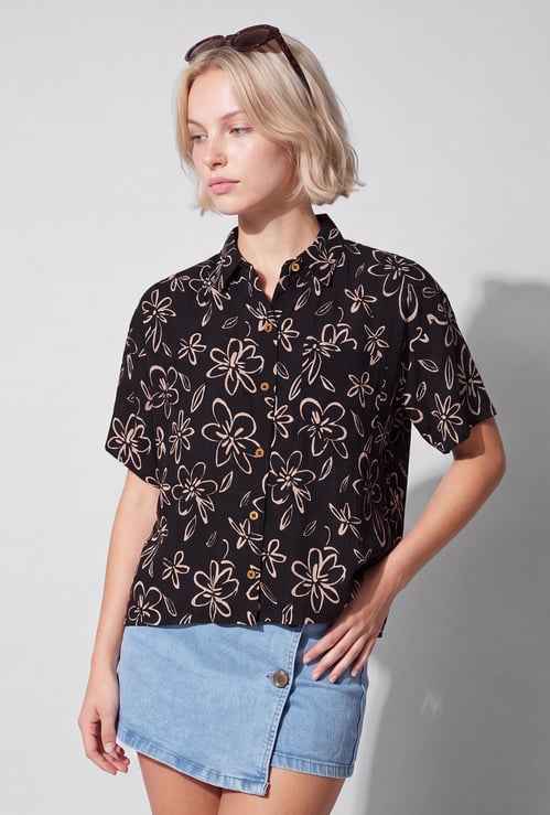 URB_N Women Printed Regular Fit Shirt