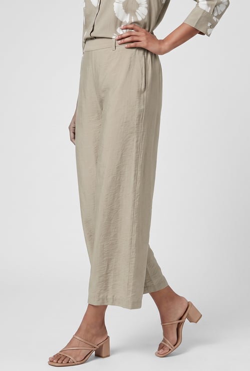 Women Solid Pull-on Palazzos