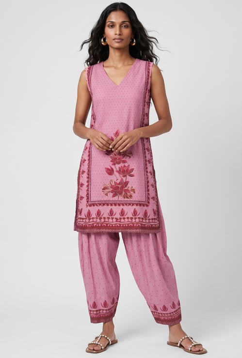 Women Floral Print Straight Kurta Set