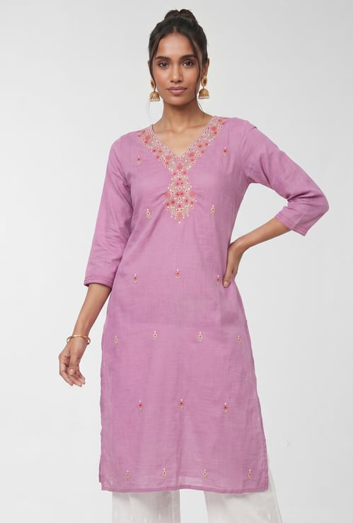 Women Embroidered Straight Kurta