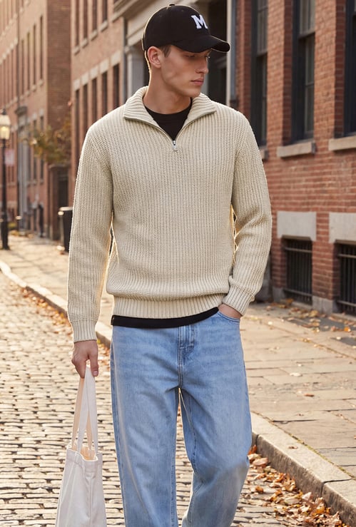URB_N Men Textured Sweater