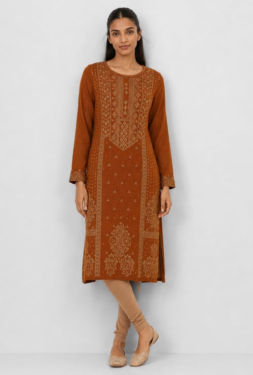 Women Embroidered Straight Winter Kurta