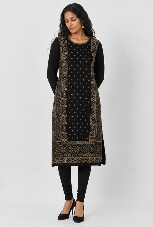Women Embroidered Straight Winter Kurta