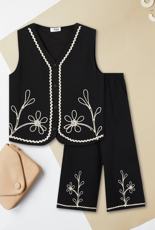 Girls Embroidered Trousers Set