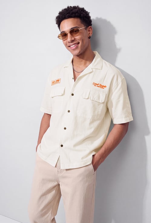 Men Oversized Solid Resort Shirt