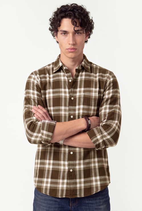 Men Checked Regular Fit Shirt