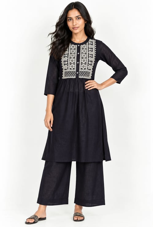 Women Embroidered Straight Kurta Set