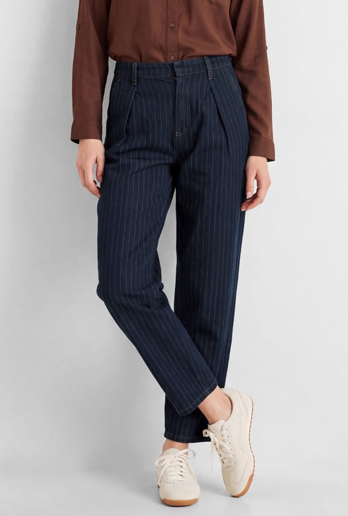 Men Denim Barrel Fit Trousers