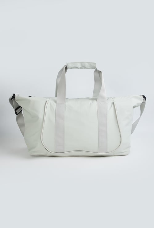 Women Solid Athleisure Gym Bag