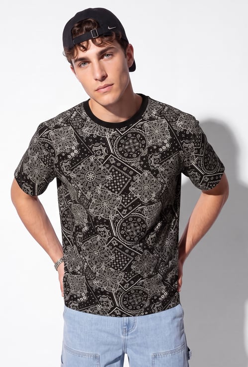 URB_N Men Paisley Print T-shirt
