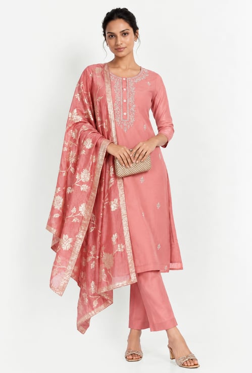Women Embroidered Straight Kurta Set
