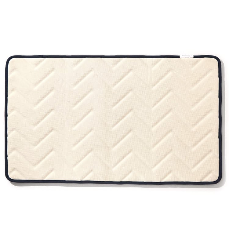 Buttercup Zenith Memory Foam Embossed Bath Mat - 80x50cm