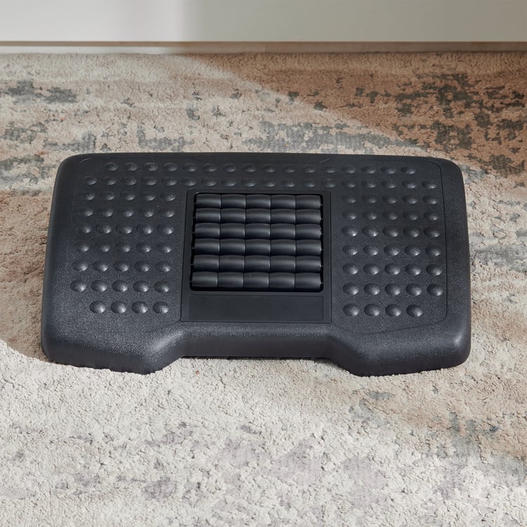 Hooves Polystyrene Footrest with Massage Roller - Black