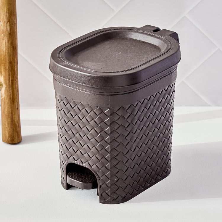 Sedona Polypropylene Soft Close Pedal Waste Bin - 7L