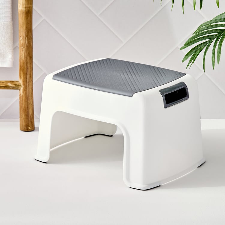 Omnia Harmony Polypropylene Bath Stool