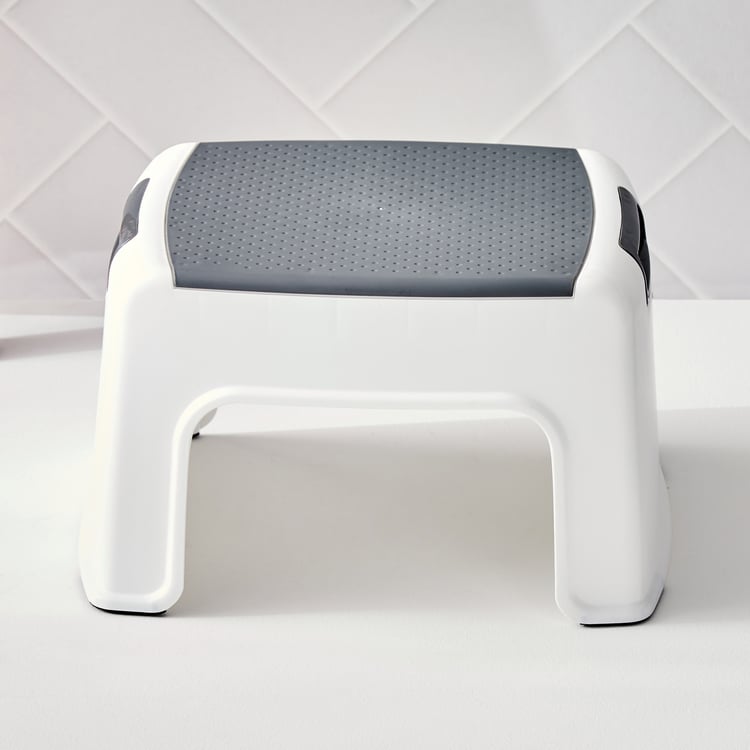 Omnia Harmony Polypropylene Bath Stool