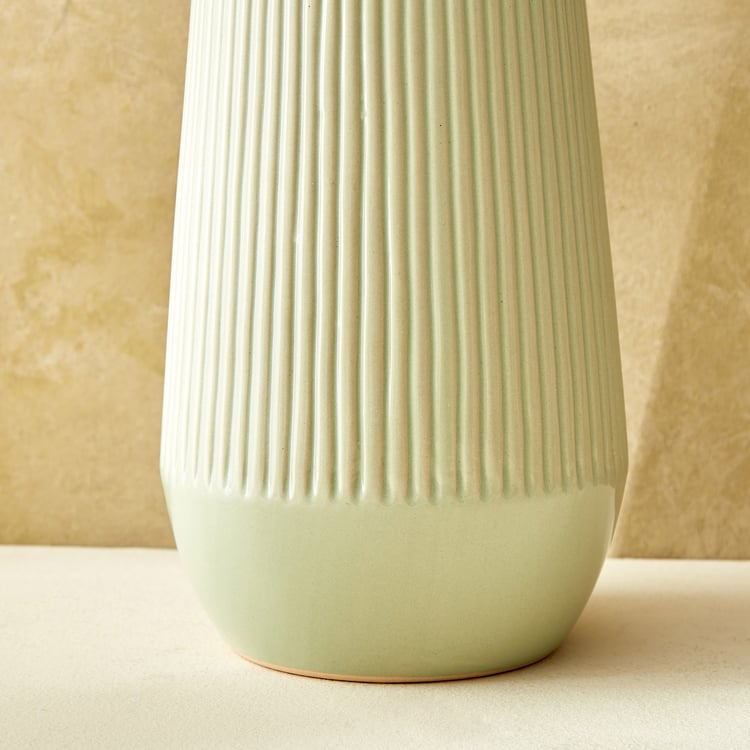 Splendid Goldcrest Glen Ceramic Ribbed Vase