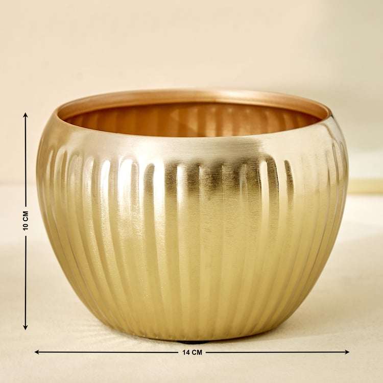 Gloria Amaze Metal Ribbed Planter