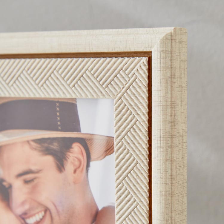 Photomontage Marvel Wooden Photo Frame - 20x25cm