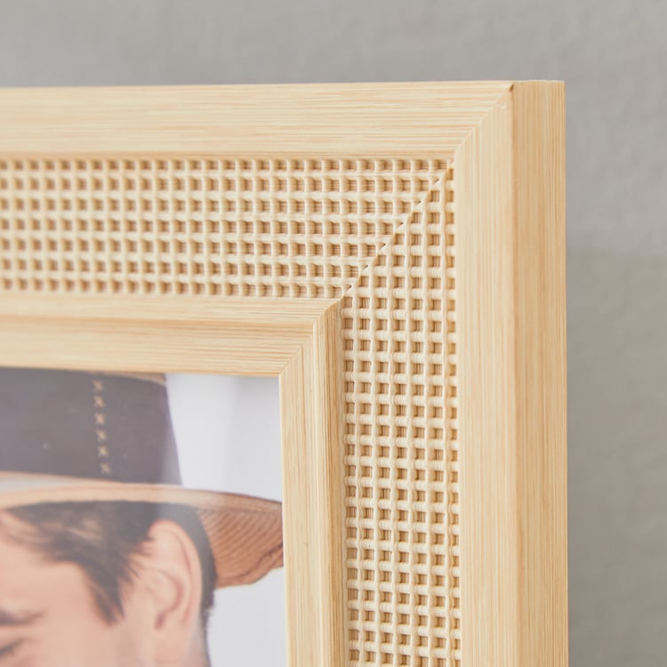 Photomontage Nest Wooden Photo Frame - 17.9x23cm