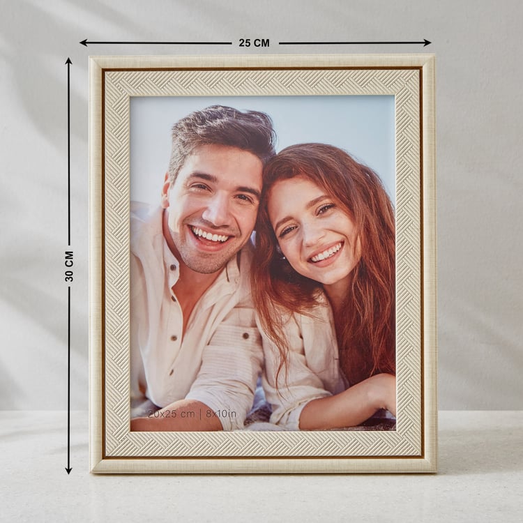 Photomontage Nest Photo Frame - 25x30cm