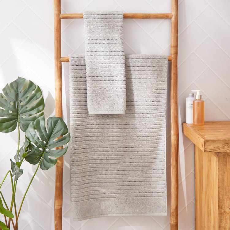 Nova Grey Whisper Set of 2 Cotton Bath Towels - 150x70cm