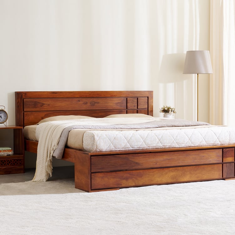 Helios Liser Sheesham Wood Queen Bed - Honey Brown