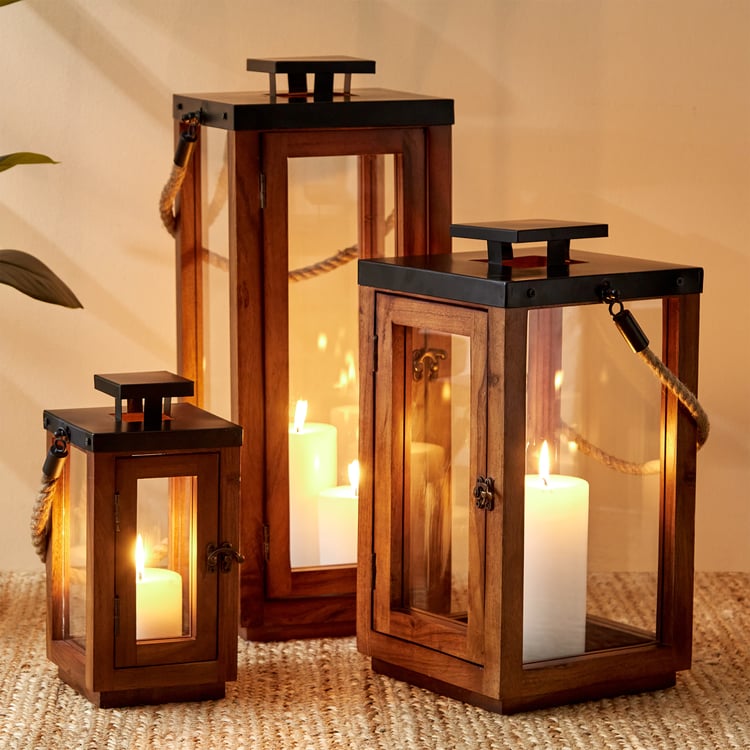 Selena Accord Wooden Lantern