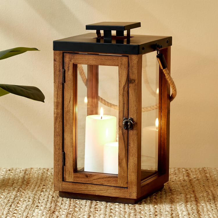 Selena Accord Wooden Lantern