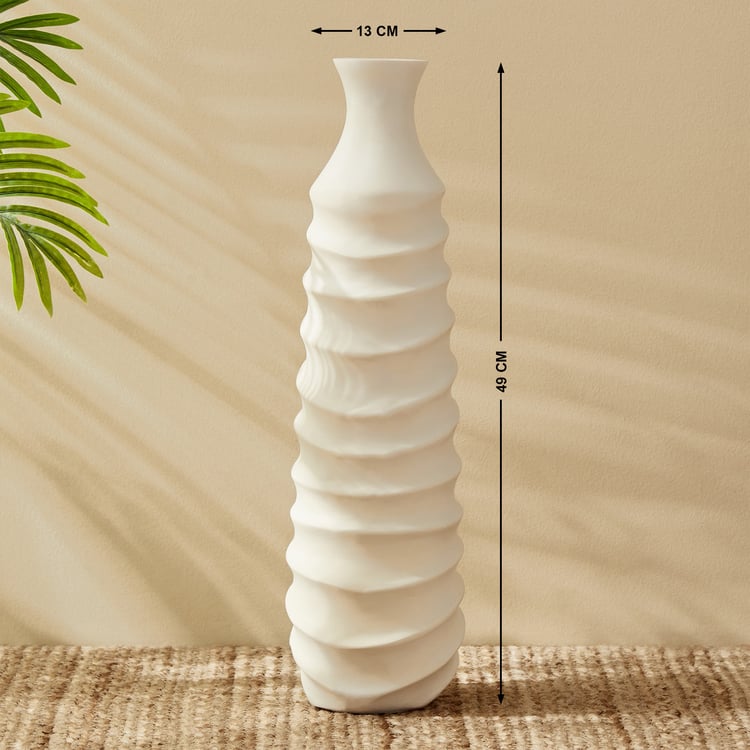 Toltec Tyler Polyresin Spiral Floor Vase