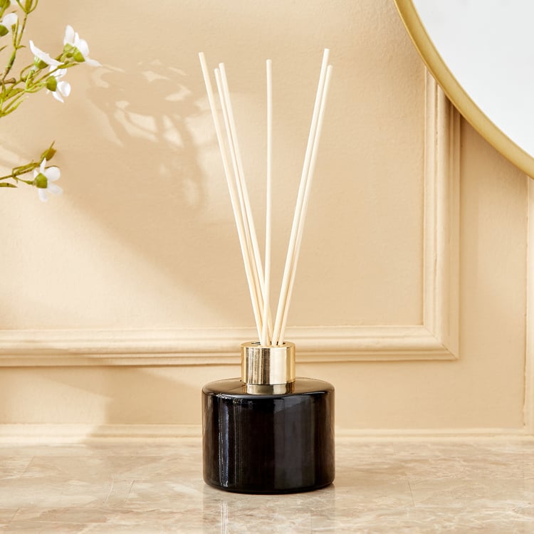 Enchanted Rose Spa Reed Diffuser Set